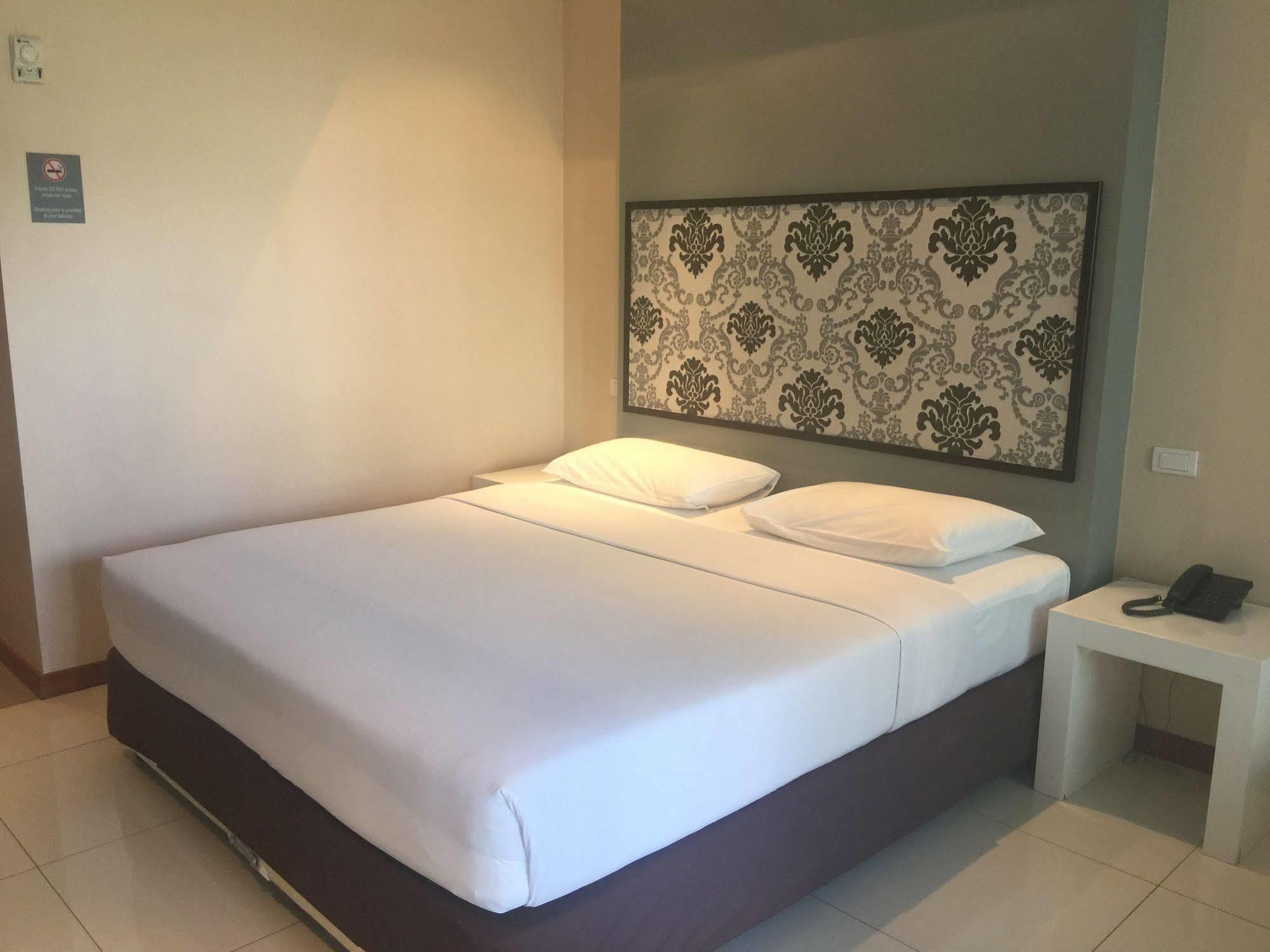 Hotel Marsi Pattaya Zewnętrze zdjęcie