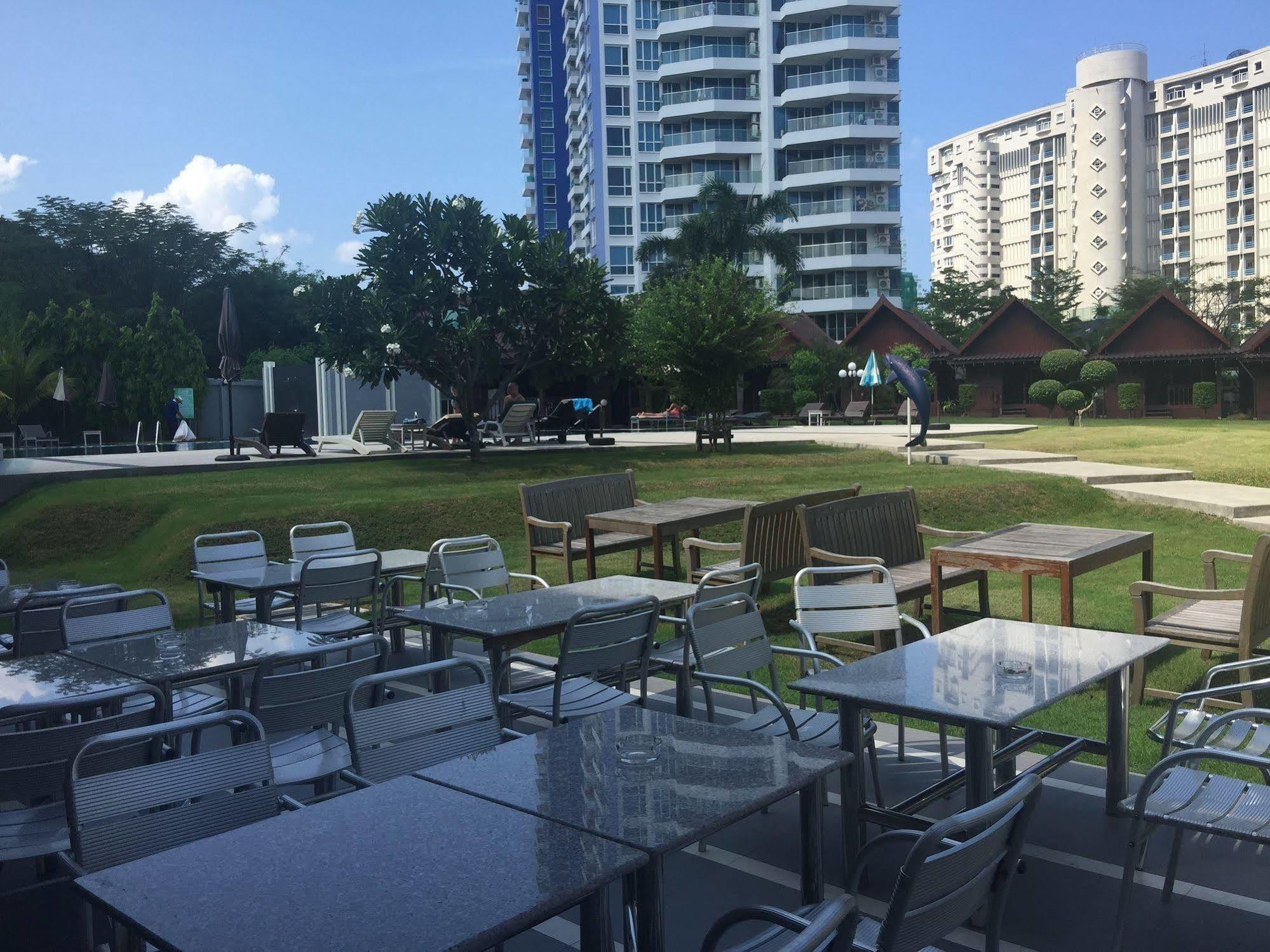 Hotel Marsi Pattaya Zewnętrze zdjęcie
